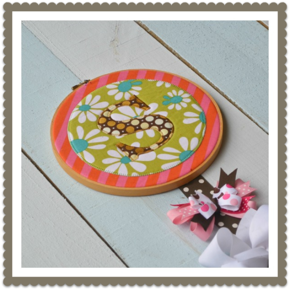 Appliqué Bow Holder